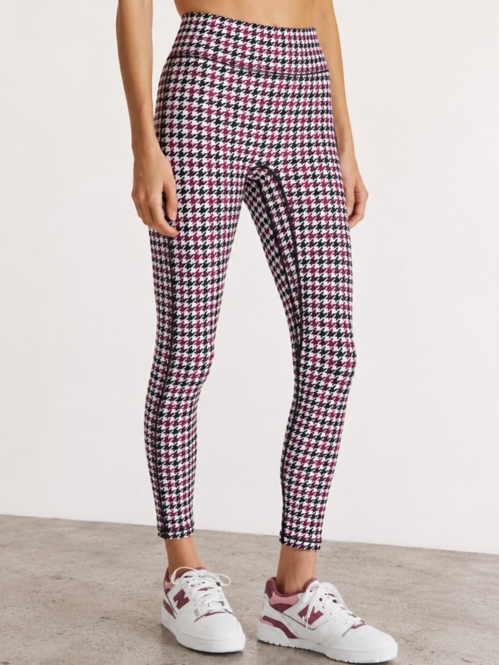 BANDIER Center Stage High Waisted Cordovan Houndstooth Athletic Leggings S NWOT